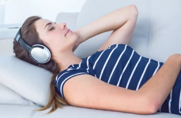 How Music Influences Mood and Emotion